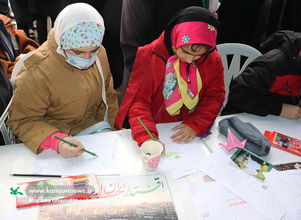 کانونیها با شور و شعور انقلابی، در جشن انقلاب گیلان درخشیدند