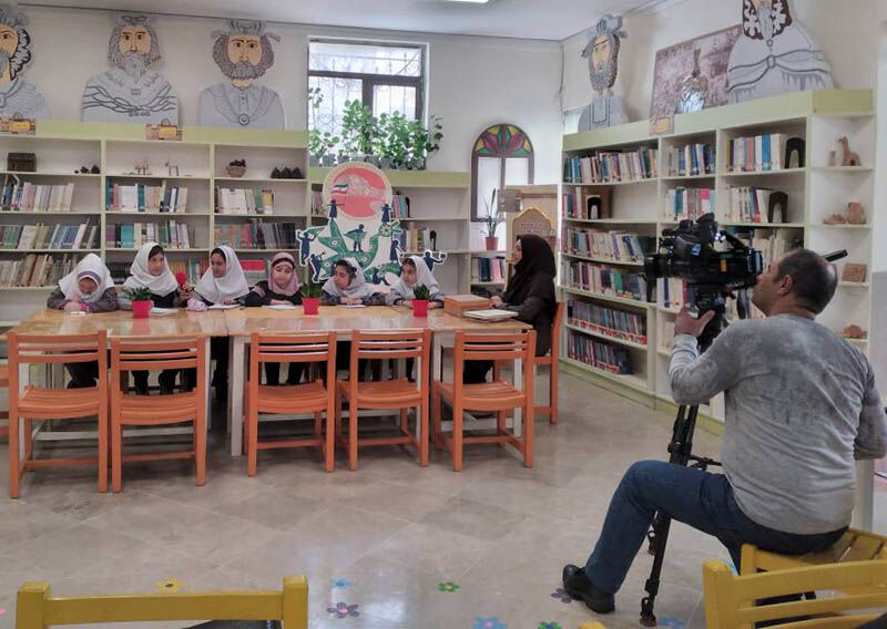 کارگاه ادبی مرکز شماره دو کانون اردبیل در قاب برنامه «اوشاقلار سلام» شبکه سبلان قرار گرفت