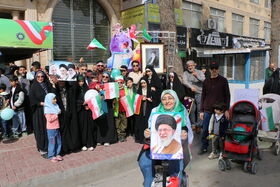 حضور کودکان و نوجوانان و کارکنان کانون فارس در راهپیمایی ۲۲ بهمن ۱۴۰۴ (۳)