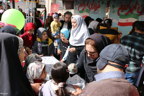 حضور کودکان و نوجوانان و کارکنان کانون فارس در راهپیمایی ۲۲ بهمن ۱۴۰۴ (۲)