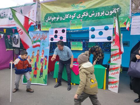 کانون البرز همراه با مردم در راهپیمایی باشکوه ۲۲ بهمن