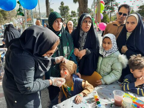 حضور کودکان و نوجوانان و کارکنان کانون فارس در راهپیمایی ۲۲ بهمن ۱۴۰۴ (۳)