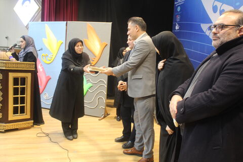 مرحله استانی سومین جشنواره ملی موسیقی و سرود آفرینش، 23 بهمن 1404 تبریز-سالن دکتر مبین(1)