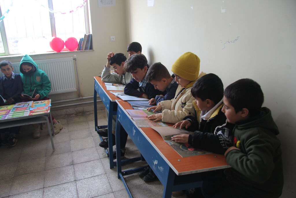 کتابخانه‌ای برای آینده کودکان روستای ایروانلو