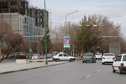 گزارش تصویری آذین‌بندی شاه‌راه‌های اصفهان در آستانه جشنواره بین‌المللی قصه‌گویی