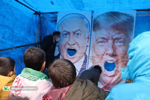 غرفه کانون چهارمحال و بختیاری در راهپیمایی 22بهمن1404