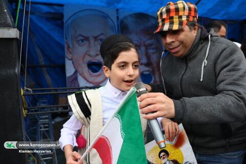 غرفه کانون چهارمحال و بختیاری در راهپیمایی 22بهمن1404