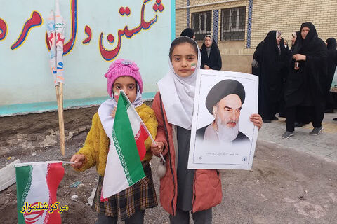 حضور مراکز کانون چهارمحال و بختیاری در راهپیمایی ۲۲بهمن ۱۴۰۴