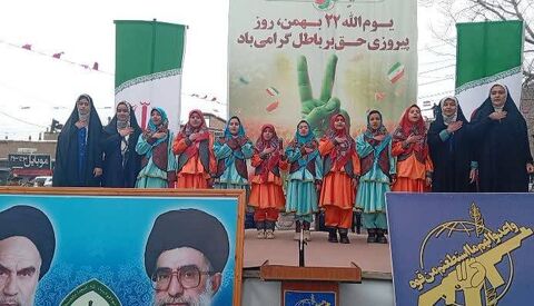 غرفه های مراکز  کانون آذربایجان شرقی در مسیر راهپیمایی یوم الله 22 بهمن 1404