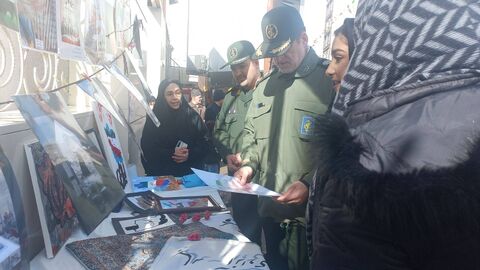 غرفه های مراکز  کانون آذربایجان شرقی در مسیر راهپیمایی یوم الله 22 بهمن 1404