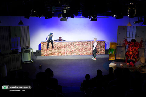 اجرای نمایش «خشم قلمبه» در مرکز تئاتر کانون