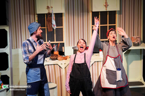 اجرای نمایش «خشم قلمبه» در مرکز تئاتر کانون