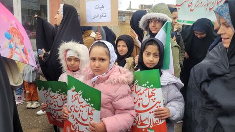 حضور پرشور کانون زنجان در راهپیمایی ۲۲ بهمن؛ شادی، هنر و هویت انقلابی در کنار مردم