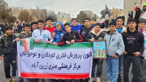 حضور پرشور کانون زنجان در راهپیمایی ۲۲ بهمن؛ شادی، هنر و هویت انقلابی در کنار مردم