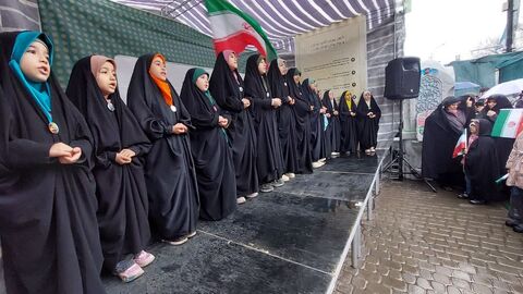 حضور پرشور کانون زنجان در راهپیمایی ۲۲ بهمن؛ شادی، هنر و هویت انقلابی در کنار مردم