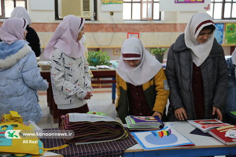 آلبوم تصویری بازدید بچه های دبستان کوشا از نخستین نمایشگاه کتاب‌های حسی و لمسی