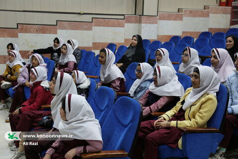 آلبوم تصویری بازدید بچه های دبستان کوشا از نخستین نمایشگاه کتاب‌های حسی و لمسی