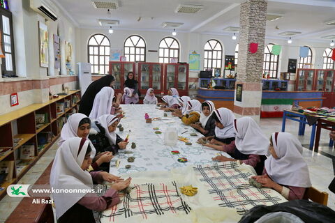 آلبوم تصویری بازدید بچه های دبستان کوشا از نخستین نمایشگاه کتاب‌های حسی و لمسی