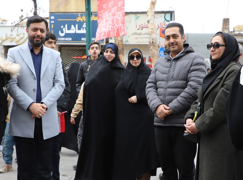حضور هنرمندانه کانون استان قزوین در راه‌پیمایی ۲۲ بهمن