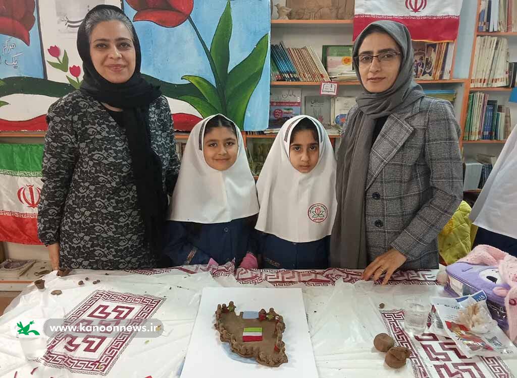 نشست تخصصی مادر و کودک در کانون پرورش فکری انزلی