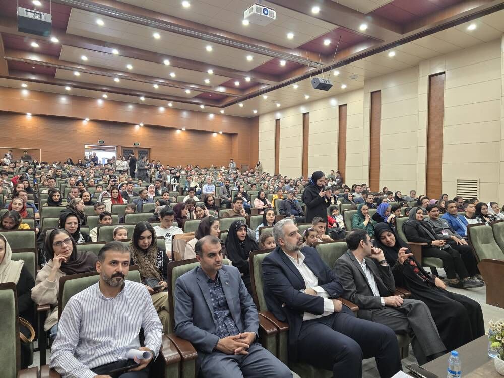 سه عضو کانون فارس به مرحله کشوری ربوتیکاپ