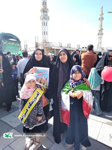 حضور فعال مربیان و اعضا مراکز کانون استان بوشهر در راهپیمایی یوم الله ۲۲بهمن