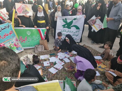 حضور فعال مربیان و اعضا مراکز کانون استان بوشهر در راهپیمایی یوم الله ۲۲بهمن