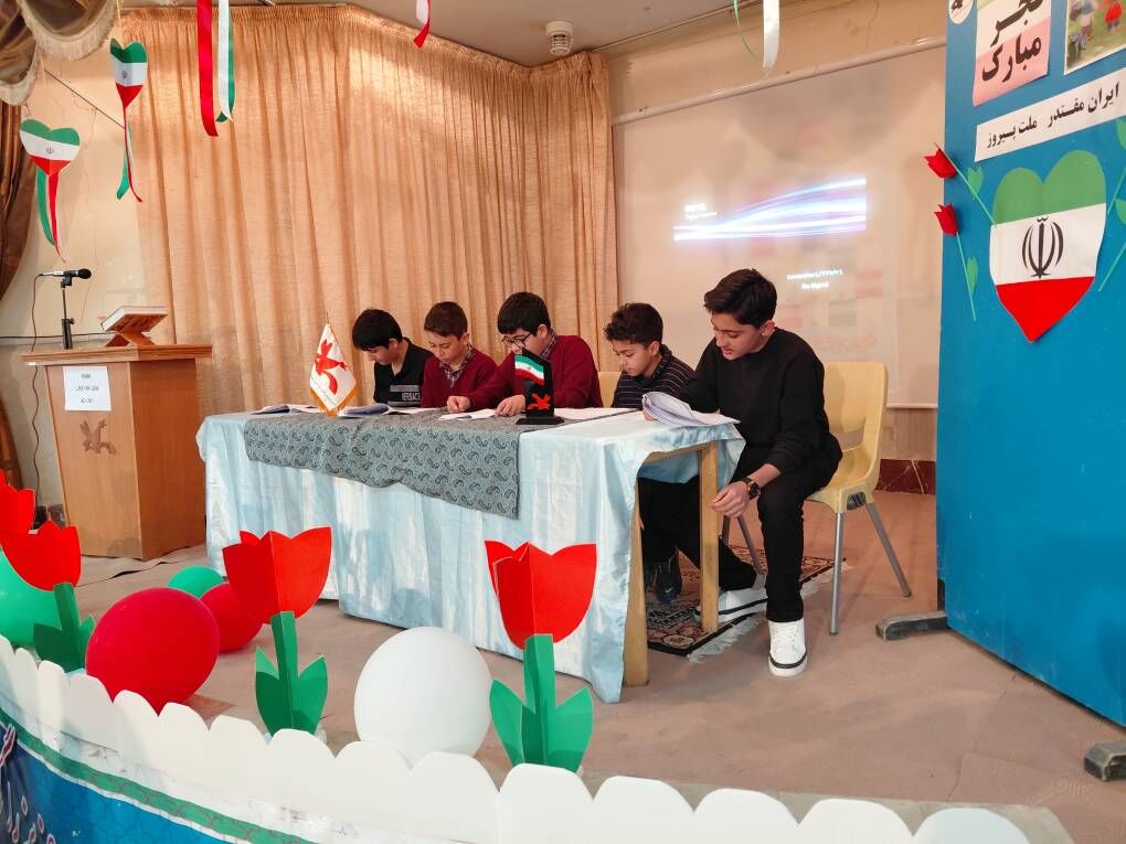 اختتامیه دومین جشنواره نمایشنامه‌خوانی دهه فجر در مرکز کانون بستان‌آباد برگزار شد