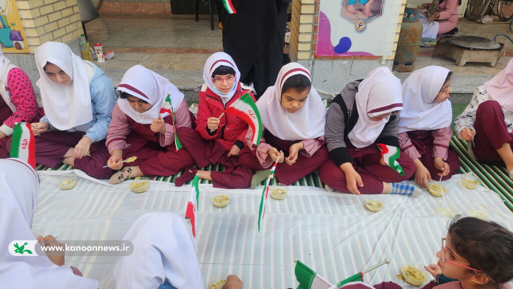 بازدید کارشناس حوزه فراگیر کانون از مدرسه استثنایی کوشا