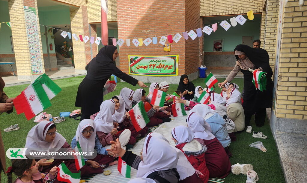 بازدید کارشناس حوزه فراگیر کانون از مدرسه استثنایی کوشا