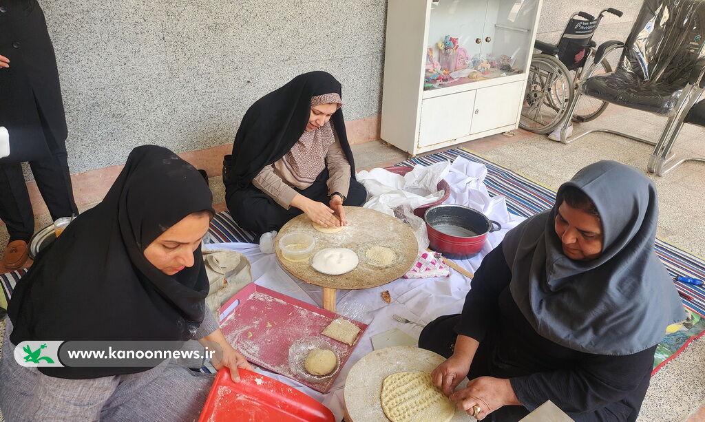بازدید کارشناس حوزه فراگیر کانون از مدرسه استثنایی کوشا