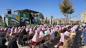 تماشاخانه سیار کانون در استان اصفهان