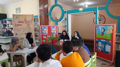 برگزاری نشست ادبی «دو پنجره» با حضور «اکرم‌السادات هاشمی‌پور» در البرز