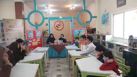 برگزاری نشست ادبی «دو پنجره» با حضور «اکرم‌السادات هاشمی‌پور» در البرز