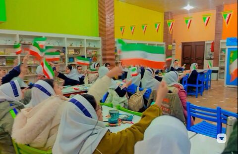 چند نما از گرامی‌داشت دهه فجر در مراکز فرهنگی و هنری کانون استان قزوین