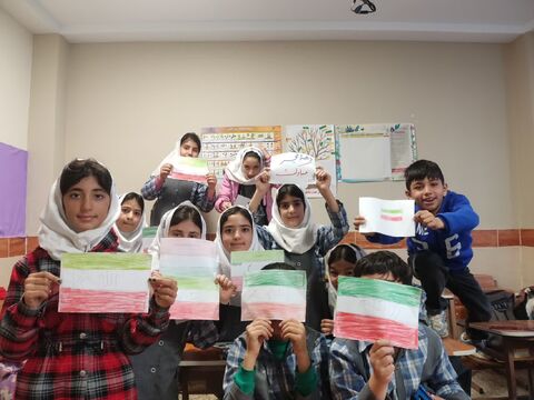 چند نما از گرامی‌داشت دهه فجر در مراکز فرهنگی و هنری کانون استان قزوین