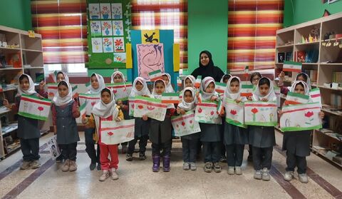 چند نما از گرامی‌داشت دهه فجر در مراکز فرهنگی و هنری کانون استان قزوین