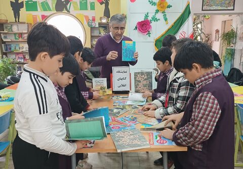 چند نما از گرامی‌داشت دهه فجر در مراکز فرهنگی و هنری کانون استان قزوین