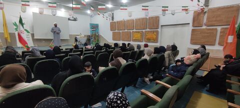 چند نما از گرامی‌داشت دهه فجر در مراکز فرهنگی و هنری کانون استان قزوین