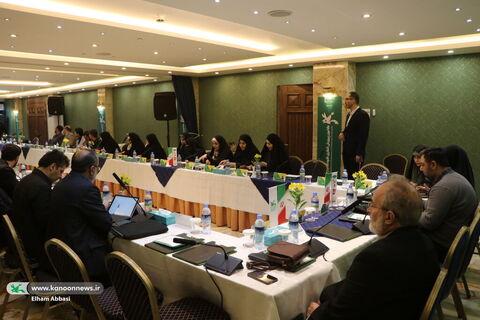 نشست مدیران کانون  در حاشیه بیست‌و هفتمین جشنواره بین‌المللی قصه‌گویی