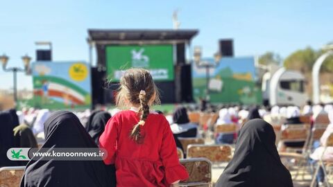 تماشاخانه سیار کانون در استان اصفهان