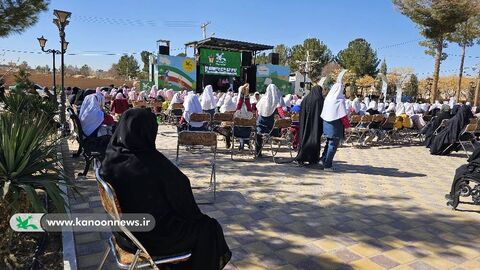 تماشاخانه سیار کانون در استان اصفهان