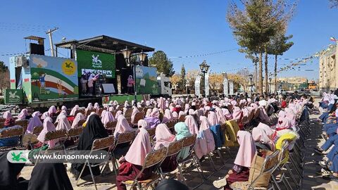 تماشاخانه سیار کانون در استان اصفهان