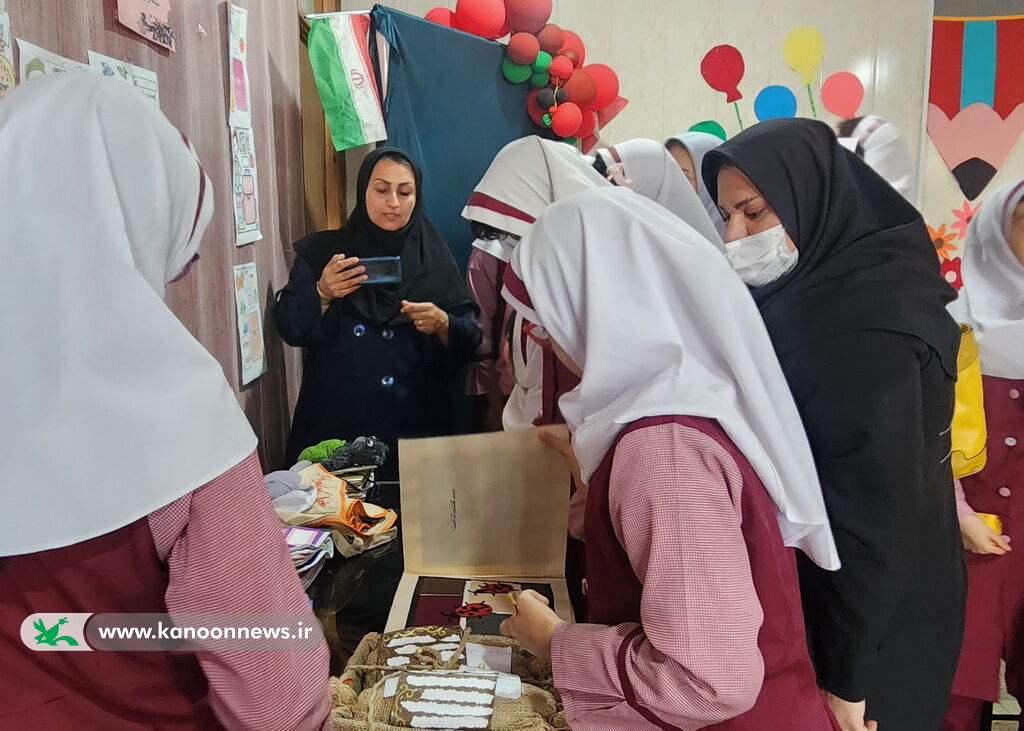 نمایشگاه «سفر کتاب» به مدرسه بهارستان بوشهر رسید