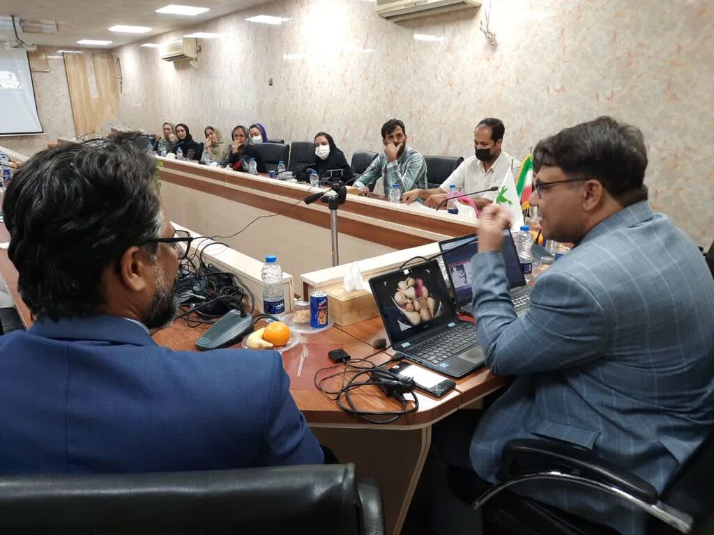 نشست آموزشی تربیت فرزند در عصر رسانه