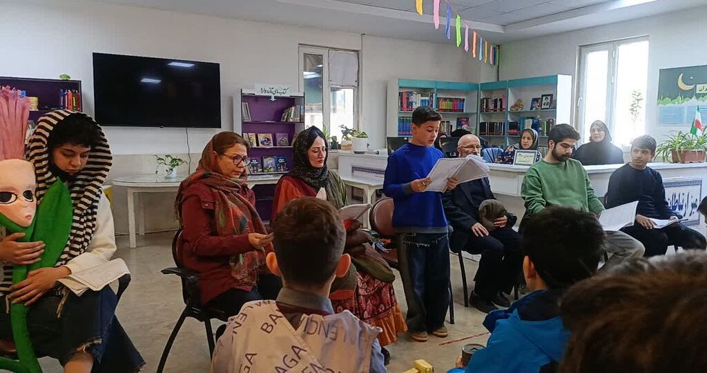 نمایشنامه‌خوانی «بهشت دوره یا نزدیک» در مرکز شماره ۳ کانون استان البرز