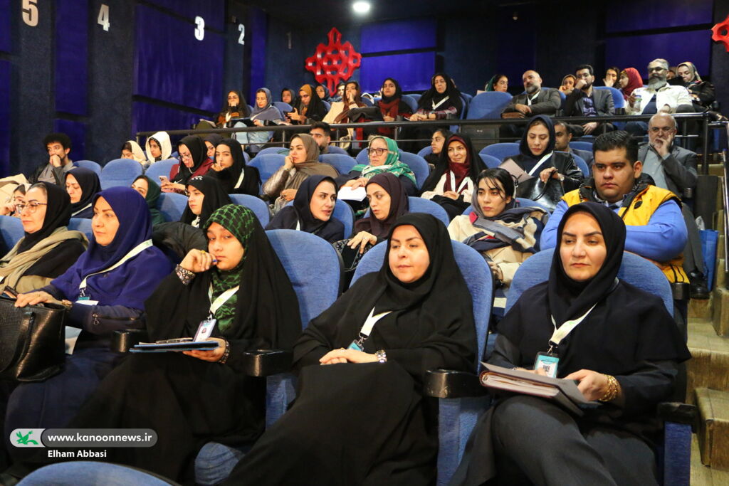 نشست «نقد و بررسی قصه‌ها» با محوریت تحلیل ساختار، زبان و کارگردانی برگزار شد