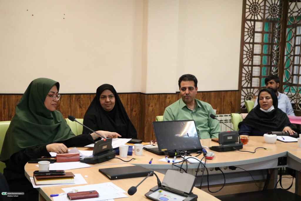 نشست آموزشی «اصول کار تیمی» ویژه مسئولان مراکز کانون استان کرمان برگزار شد