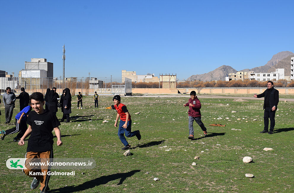 جشنواره بازیهای بومی و محلی کانون لرستان در خرمآباد برگزار شد