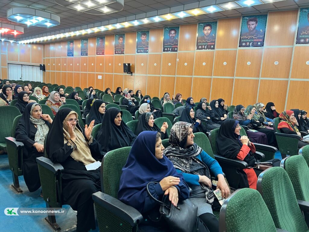 برگزاری کارگاه تخصصی تربیت مربی قصهگویی در گنبدکاووس